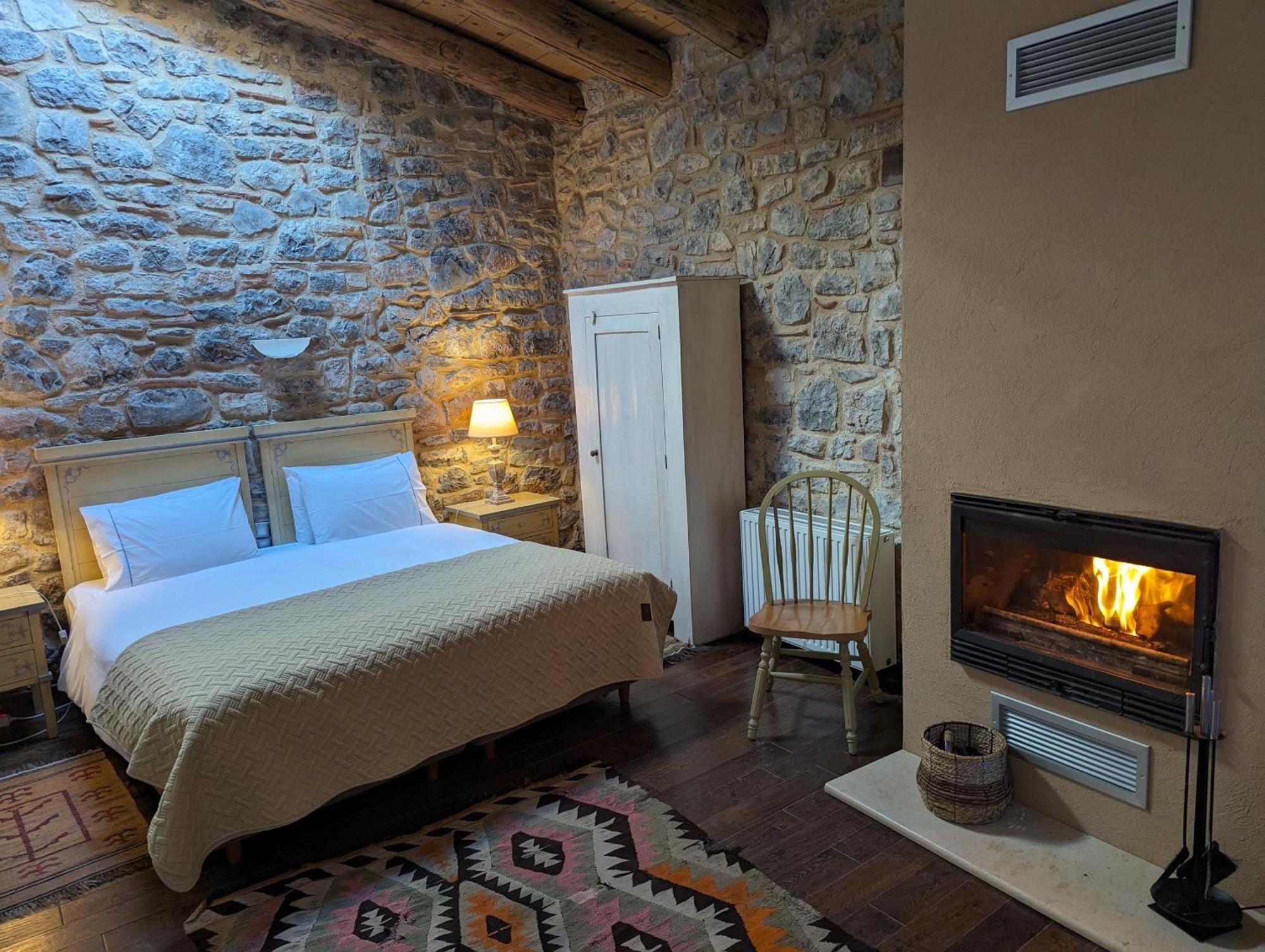 פולידרוסוס Argyriou Wine Tasting Guest House מראה חיצוני תמונה